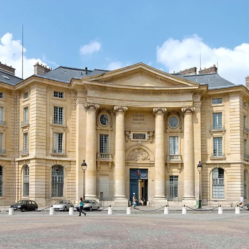 Campus-France